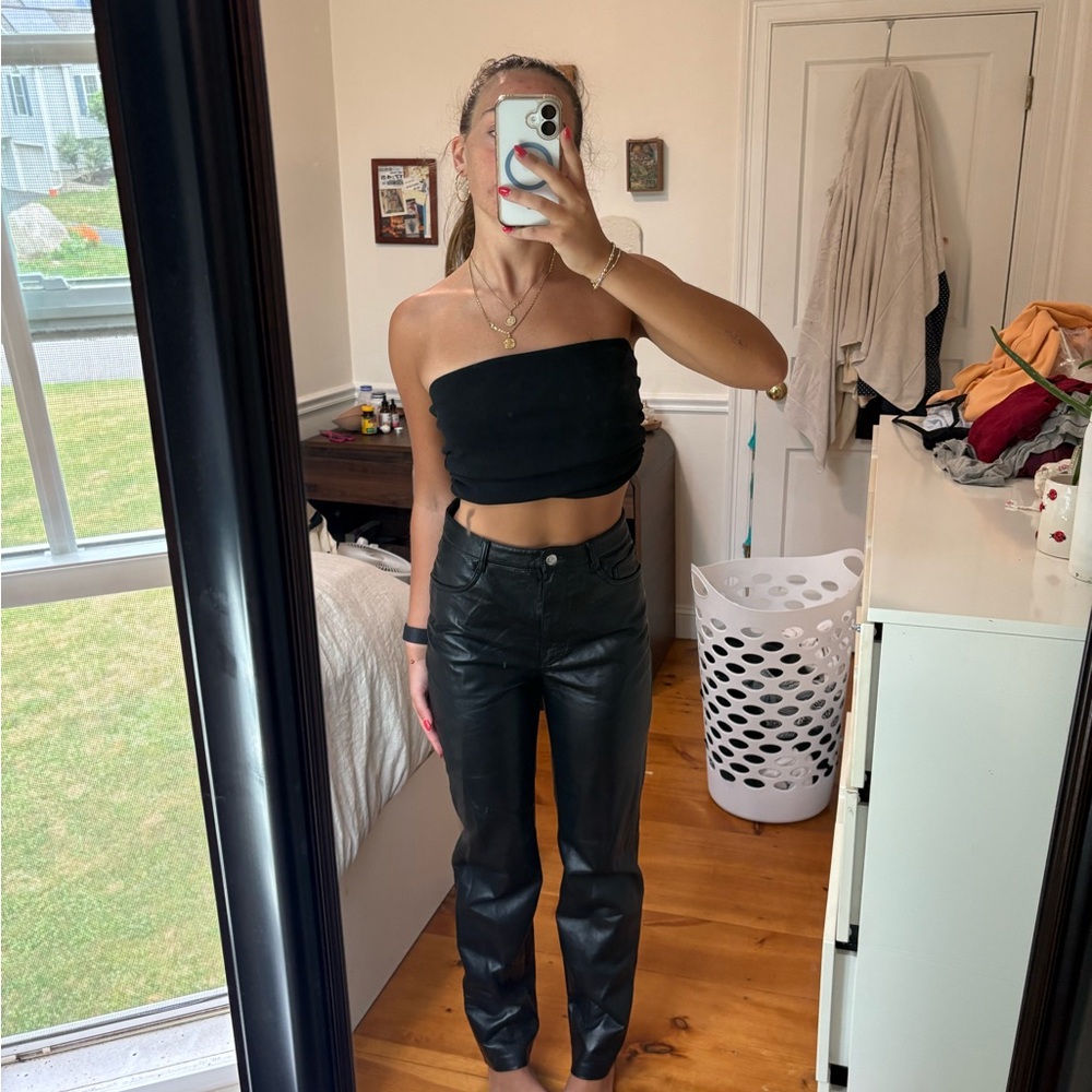 Aritzia Black Straight Leg Pants